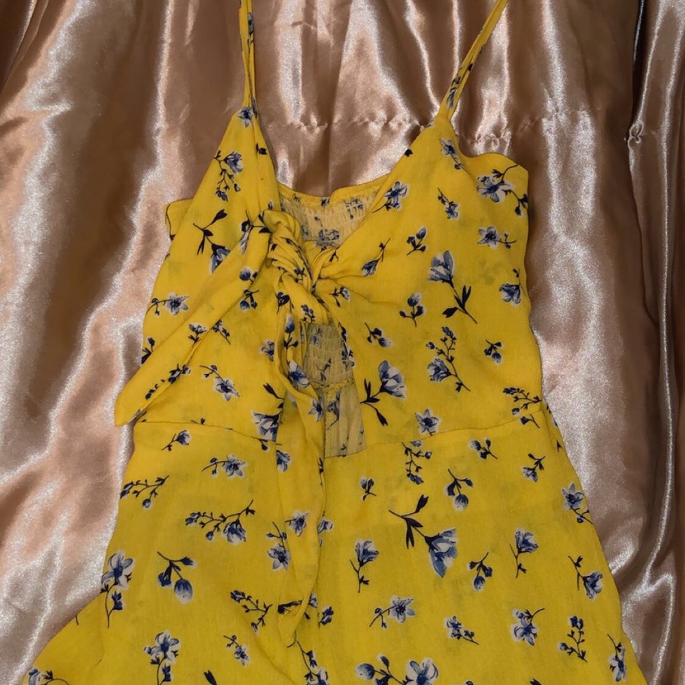 Floral pattern romper xs
